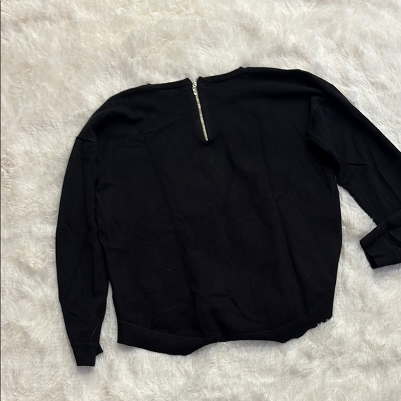 Cable & Gauge Elegant Black Crew Neck Sweater - Picture 3 of 4